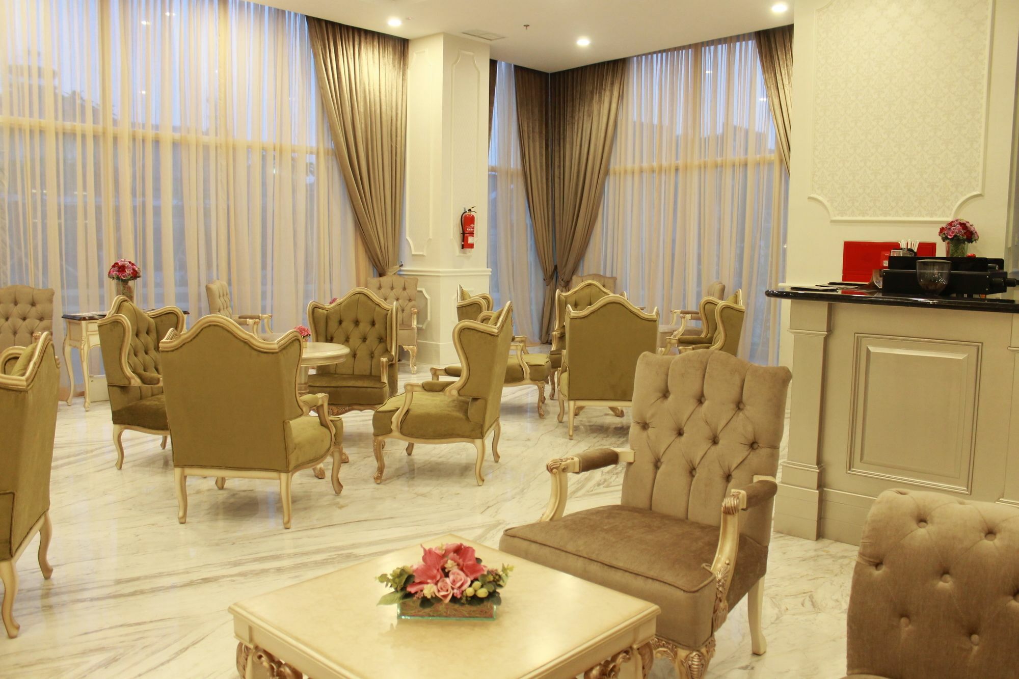 Grand Keisha Yogyakarta Hotell Kejayan Eksteriør bilde